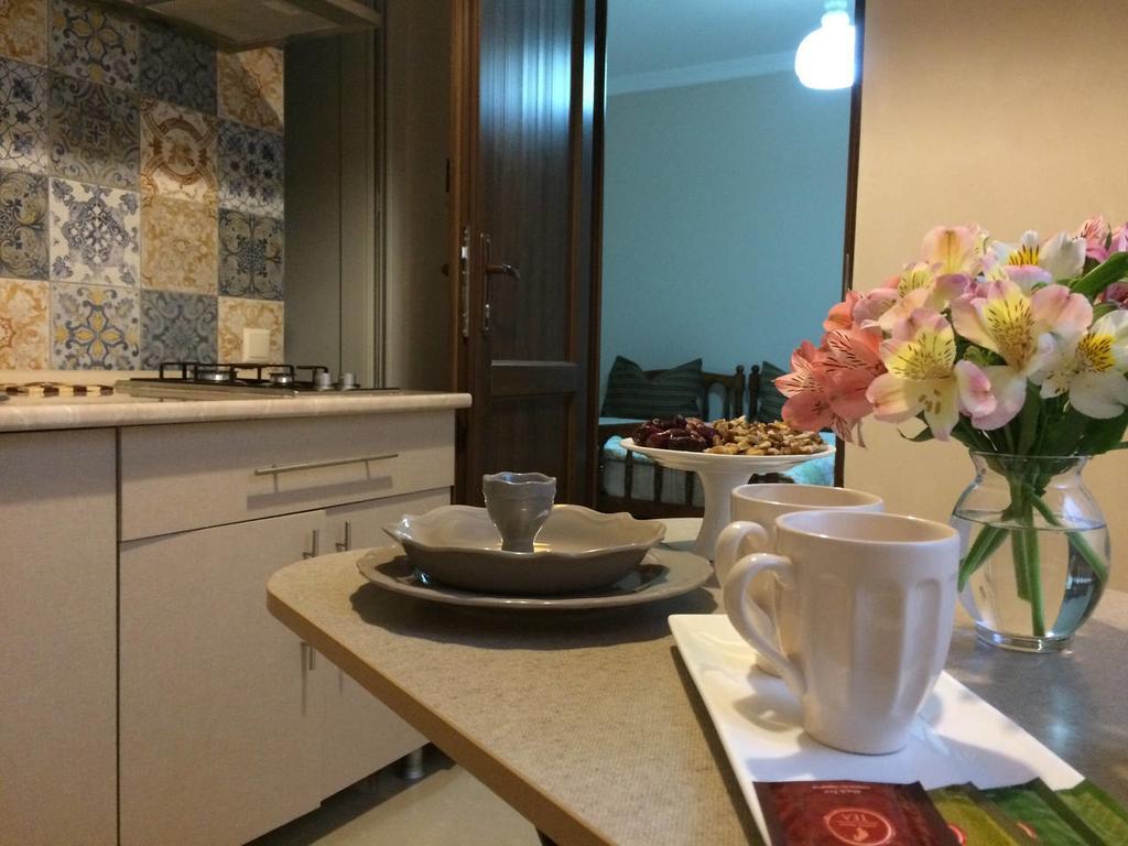 Marinas Guesthouse Kobuleti Ngoại thất bức ảnh